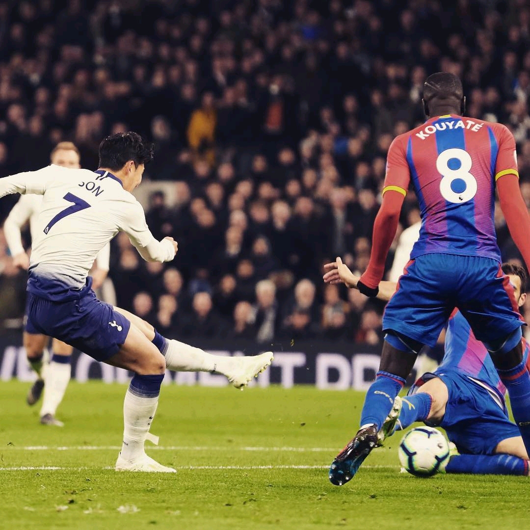 入年轻的拉 入年轻的拉